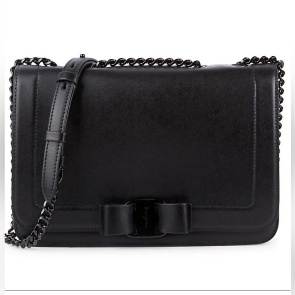 SALVATORE FERRAGAMO Vara Bow Smooth Leather Shoulder Bag